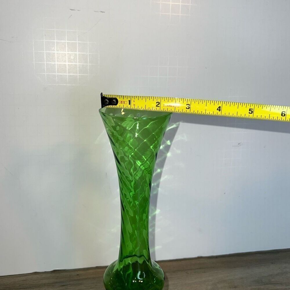 Enesco Green Colored MCM Vintage Glass Bud Vase Footed Stem 8" Tall Twist Stem - Picture 3 of 6